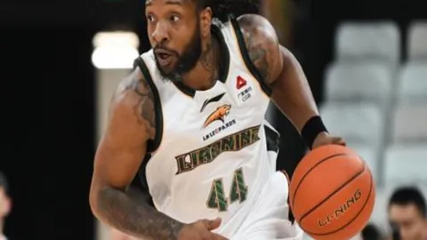 大乐透期号专家推荐分析：谁将丢分